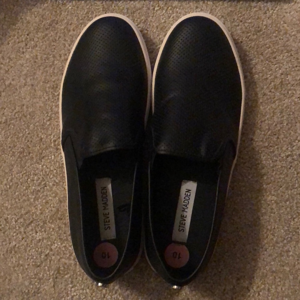 Steve Madden sneakers
